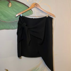 Black short wrap skirt